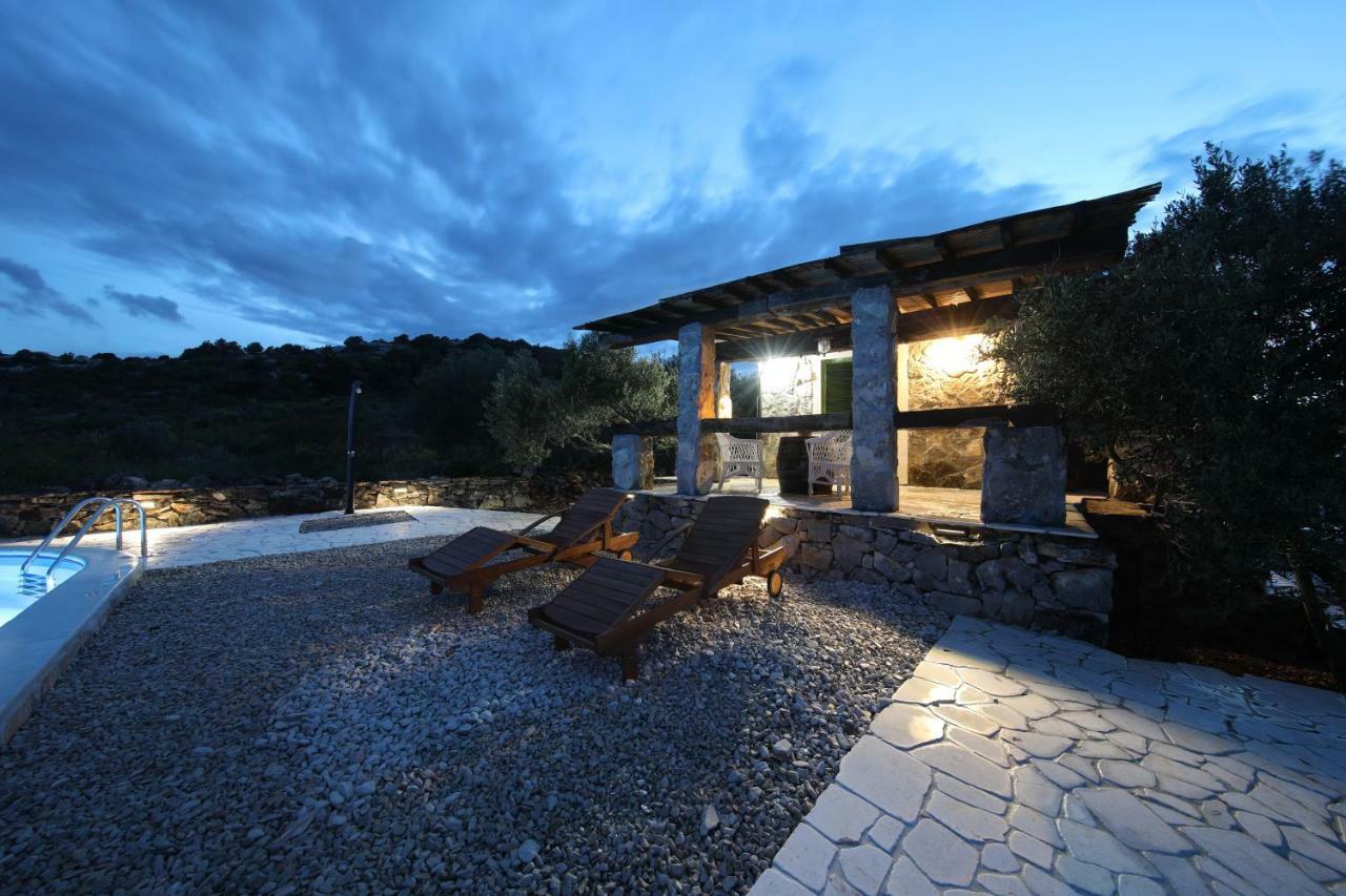 Holiday Home Petar Drage Exteriör bild